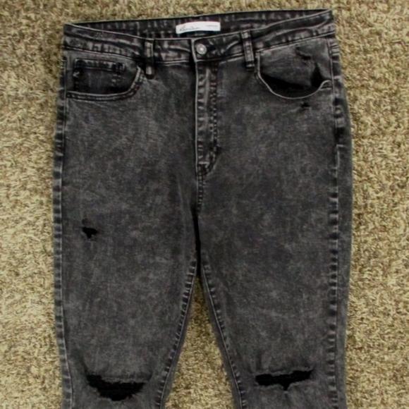 Kancan Jeans Women's 31 Black Straight High Rise Ankle Distressed Stretch Denim - Picture 3 of 7